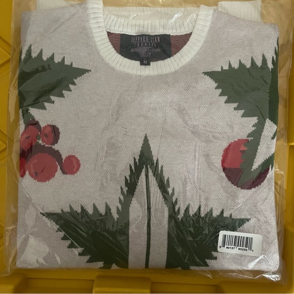 Jeffree Star White Winter Leaf Sweater Unisex - Picture 3 of 4